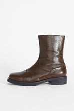 Load image into Gallery viewer, CAMION BOOT/ OLIVE LEATHER