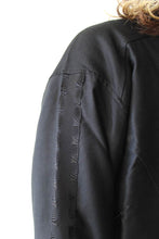 Load image into Gallery viewer, TRACK JACKET / BLACK CANVAS JERSEY