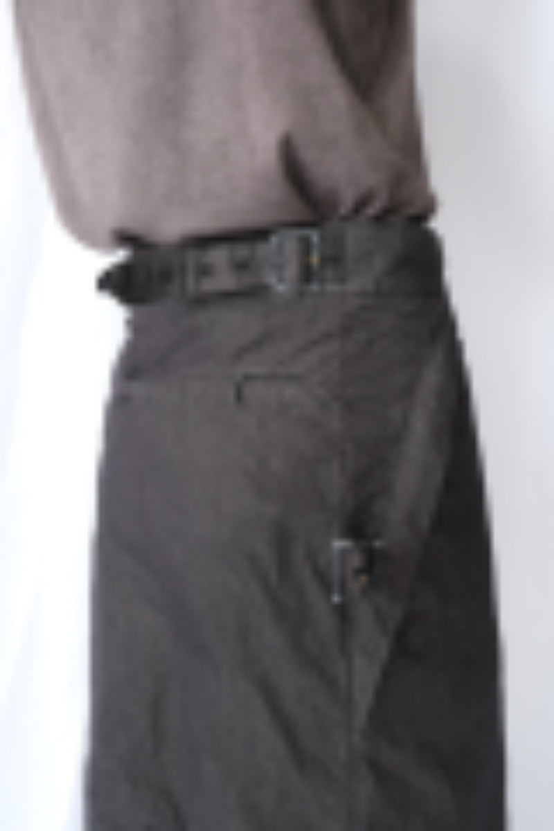 GARMENT DYED WRAP GURKHA SKIRT .15 / BLACK