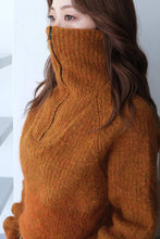 Load image into Gallery viewer, ARCH SWEATER / PUMPKIN MELANGE