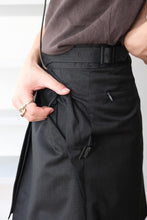 Load image into Gallery viewer, SUPER140 WRAP GURKHA SKIRT .12 / TENEBROSO GREY