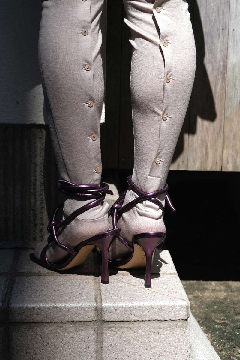 WOOL BACK BUTTON TIGHTS / LIGHT GRAY [30% 할인]