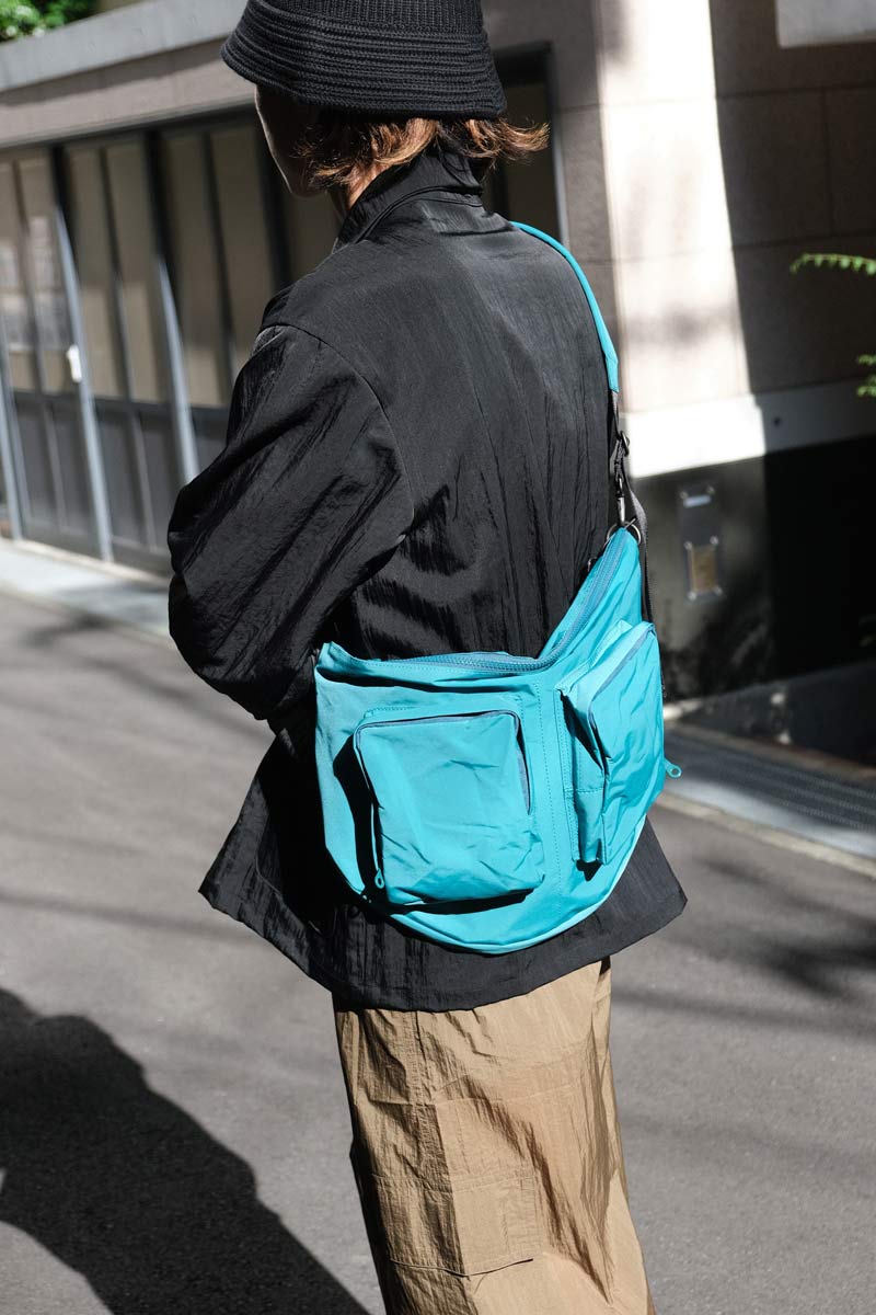 AMIACALVA | N/C CLOTH BODYBAG / BLUE GREEN ナイロンコットン AMIACALVA | N/C CLOTH BODYBAG / BLUE GREEN ナイロンコットン