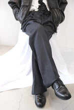 Load image into Gallery viewer, WOOL TRICOTINE FLARE / GRAY [金沢店]