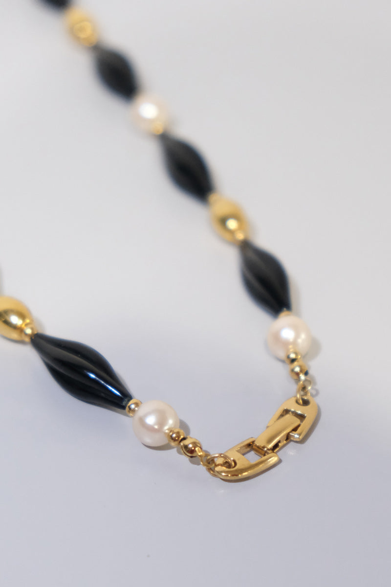 PEARL AND GOLD FILLED NECKLACE / GOLD