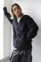 Load image into Gallery viewer, CARDIGAN / BLACK MOHAIR