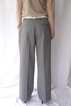 画像をギャラリービューアに読み込む, WOOL MIX HIP HUGGERS TUCKED WIDE SLACKS / GRAY
