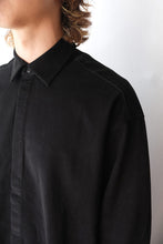 Load image into Gallery viewer, VOLUMER SHIRT-SOFTY / BLACK