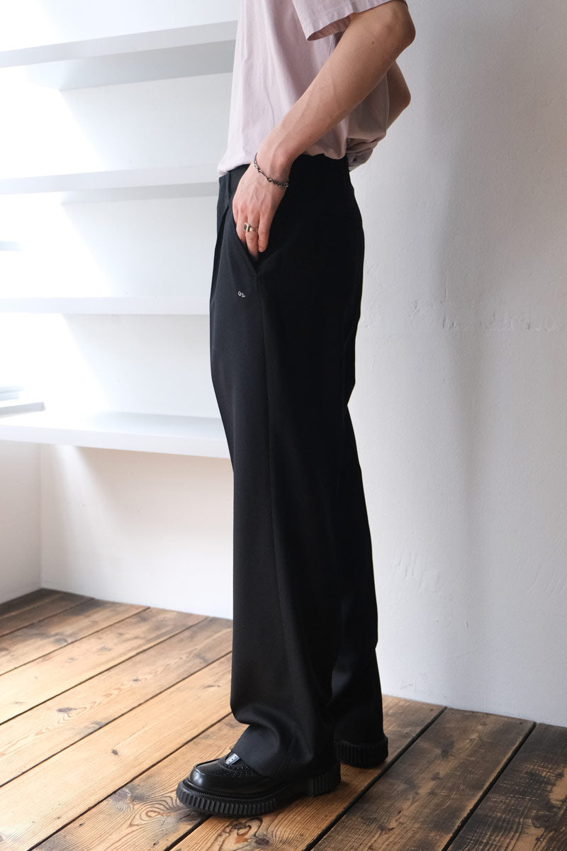 BORROWED CHINO / BLACK PANAMA WOOL