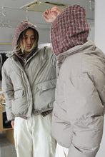 Load image into Gallery viewer, INHALE PUFFA / DOUBLEGANGER BEIGE MEL NYLON