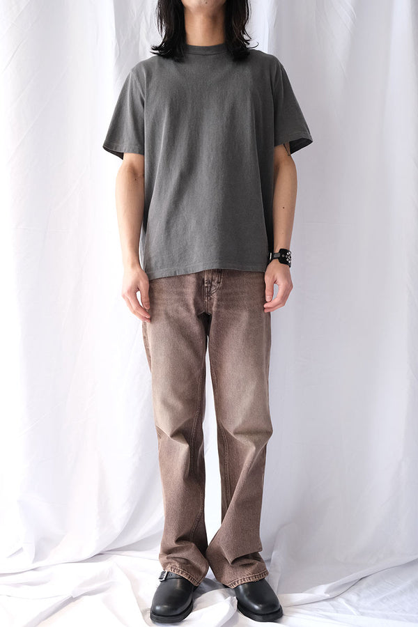 BOX T-SHIRT / WORN GRAPHITE LEGACY JERSEY