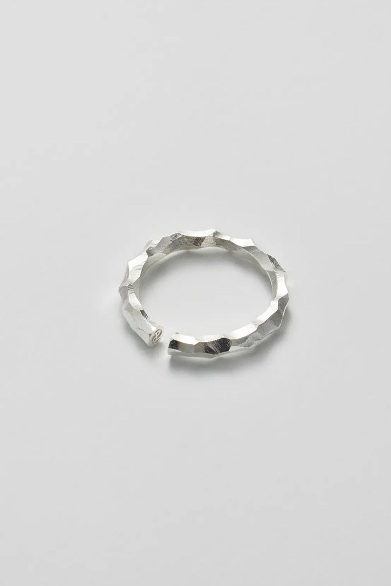 ALMOST RING THIN / CARVED SILVER