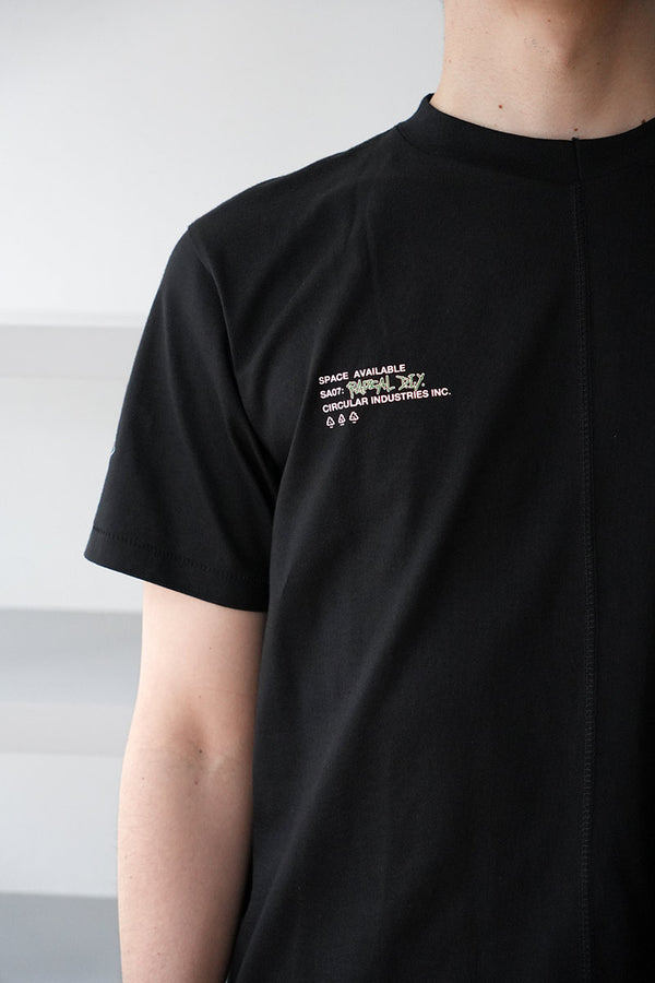 CASE STUDY TEE / BLACK