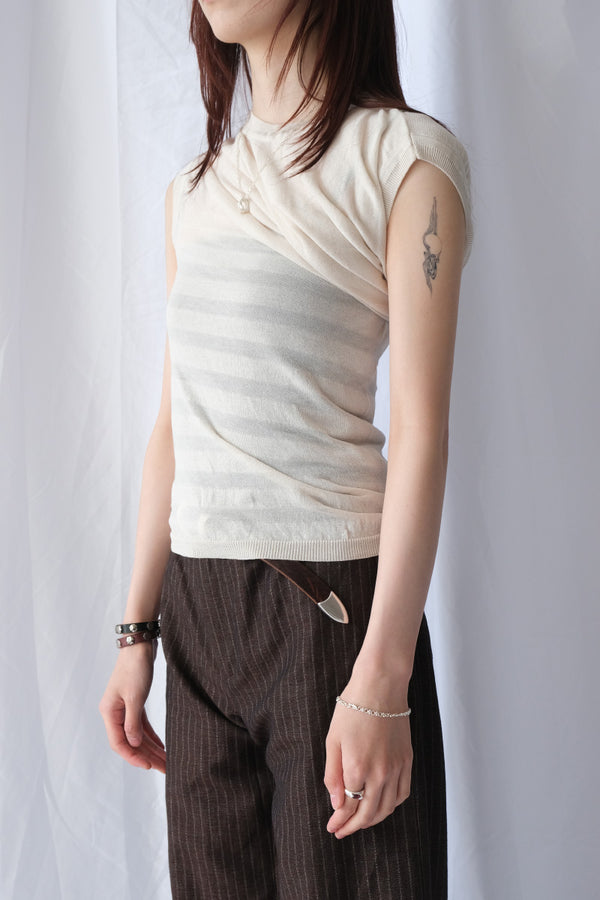 RAVEN TOP / OFF WHITE