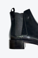 Load image into Gallery viewer, ALEXANDER WANG | MADE IN ITALY LEATHER SIDE GORE BOOTS [USED]