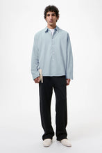 画像をギャラリービューアに読み込む, BEYOND SHIRT / POWDER BLUE LIQUID POPLIN