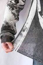 Load image into Gallery viewer, TOMMY KNIT TOP / COLLAGE PRINT