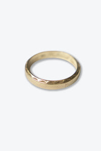 14K GOLD RING 4.3G / GOLD