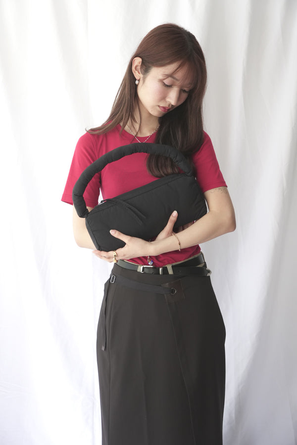 렉탱글 푸프 백 / 블랙