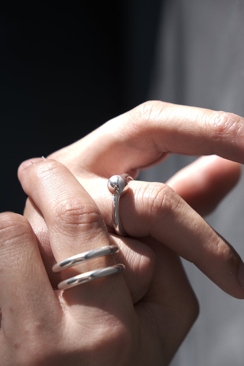 PEARL RING ONE / POLISHED SILVER
