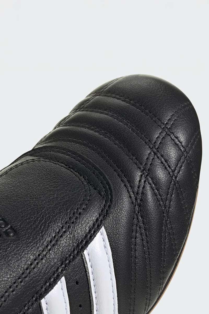 TAEKWONDO W / CORE BLACK/CLOUD WHITE/GUM [神戸店]