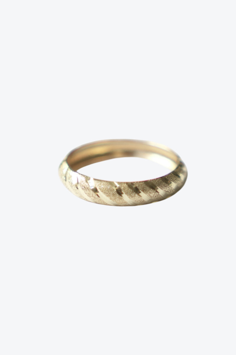 MADE IN PERU 10K GOLD RING 0.82G / GOLD