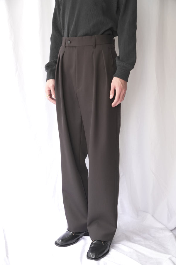 2 PLEATS TROUSER LAMBS WOOL FLANNEL / STONE [Kobe store]
