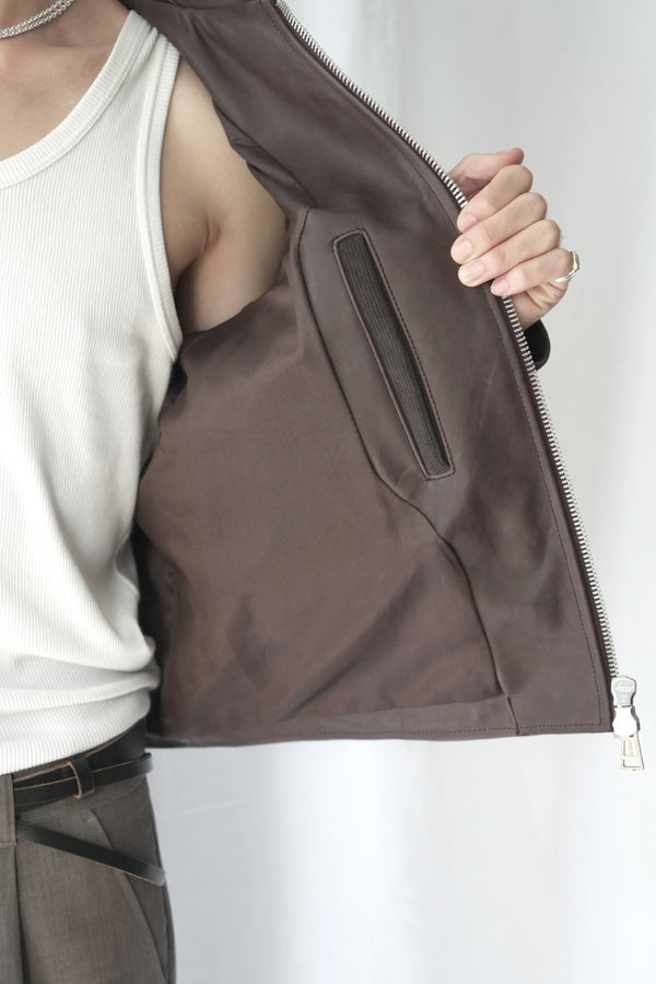 MINI JACKET / MATTED BROWN WAXED BOVINE [Expected to arrive in Autumn/Winter 2026]