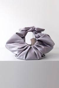 KIKU CROISSANT BAG / SMOKE SILVER