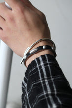 Load image into Gallery viewer, SUPER SLIM BRACELET / DEEP BLACK LEATHER