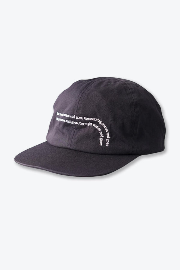COMES CAP / BLACK×WHITE
