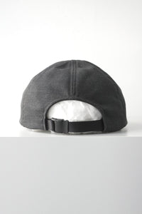 WASHABLE WOOL CAP / CHARCOAL