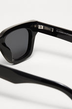 Load image into Gallery viewer, 11M SQUARE SUNGLASSES / BLACK