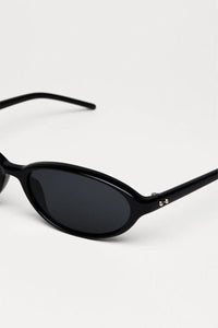 ELLIPSE SUNGLASSES / BLACK