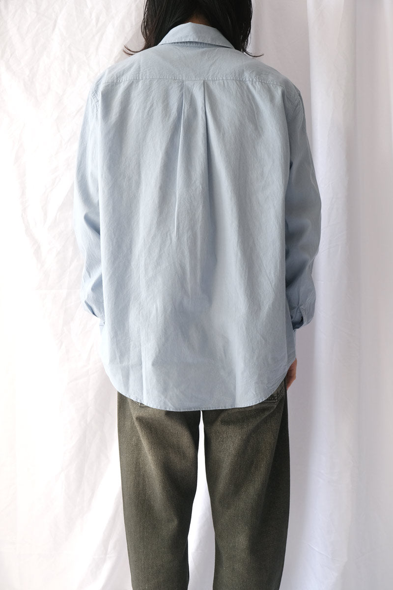 BEYOND SHIRT / 파우더 블루 리퀴드 포플린