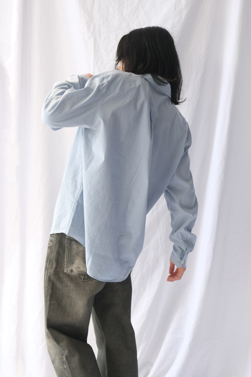 BEYOND SHIRT / 파우더 블루 리퀴드 포플린
