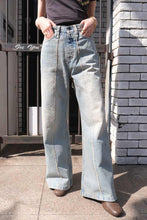 Load image into Gallery viewer, SKID JEANS / HEAVY BLACK VINTAGE 