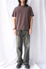 Load image into Gallery viewer, BOX T-SHIRT / WORN BROWN LEGACY JERSEY
