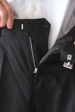Load image into Gallery viewer, SLACK TROUSERS / BLACK WORSTED WOOL