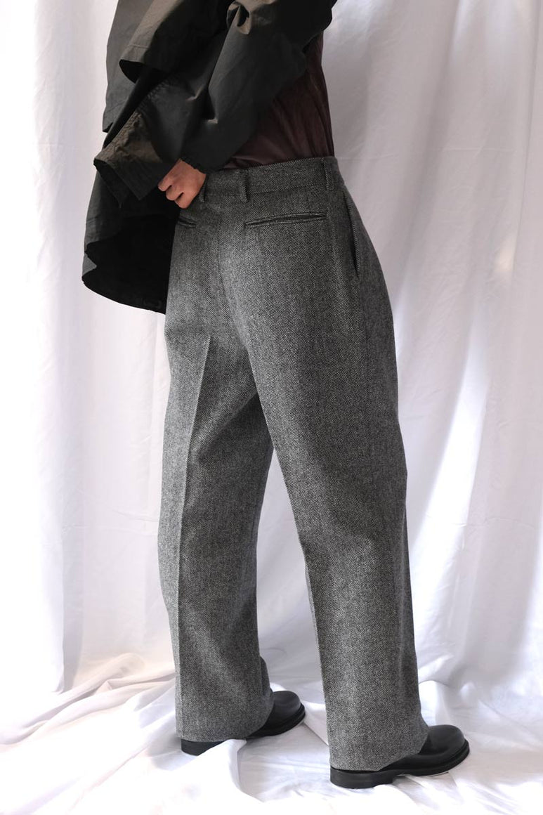 WOOL HERRINGBORN WIDE / BLACK/WHITE [金沢店]