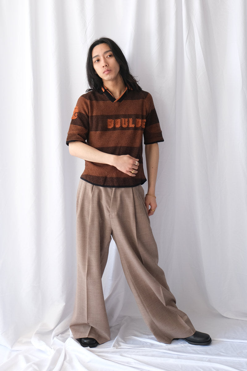 BOULDER LINE POLO SHIRT / RUST BROWN