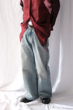 Load image into Gallery viewer, SHAKE JENAS / LIGHT BLUE CREASE