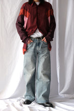 Load image into Gallery viewer, SHAKE JENAS / LIGHT BLUE CREASE