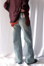 Load image into Gallery viewer, SHAKE JENAS / LIGHT BLUE CREASE