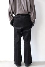 画像をギャラリービューアに読み込む, HIGHDENSITY CORDUROY FLARE / BLACK [金沢店]