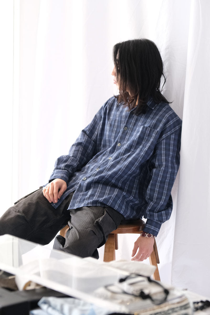 BORROWED SHIRT / CHECK PLEASE PRINT