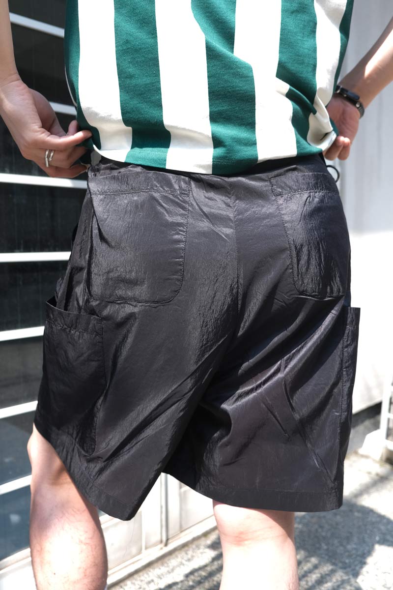 W/R CELESTIAL MAIDEN'S ROBE CARGO SHORTS / BLACK