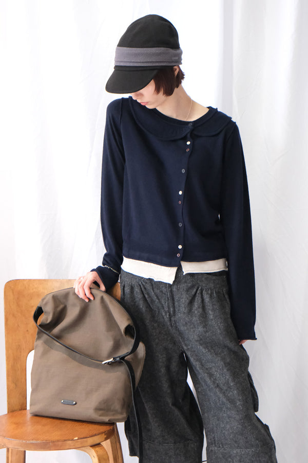 ROUND COLLAR KNIT CARDIGAN / NAVY