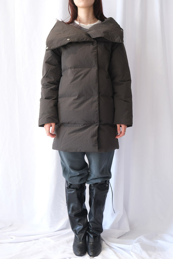 PRUIT MIDDLE DOWN JACKET / BROWN