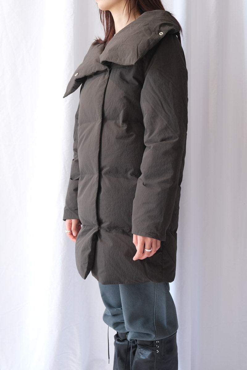 PRUIT MIDDLE DOWN JACKET / BROWN